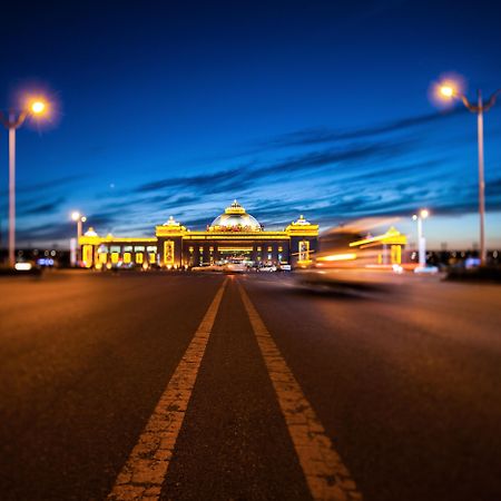 Holiday Inn&Suites Hulunbuir Bagian luar foto