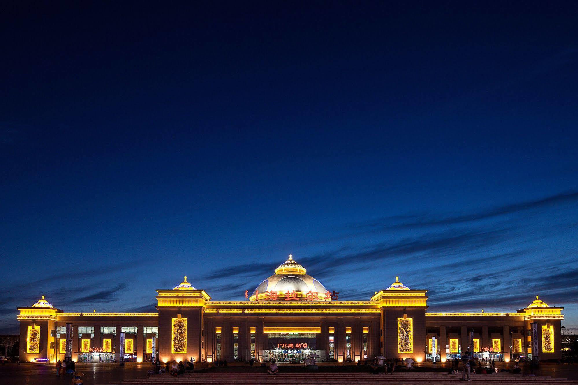 Holiday Inn&Suites Hulunbuir Bagian luar foto